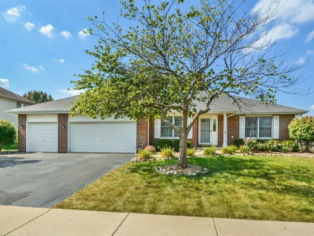 Homes Sold Hidden Valley New Lenox Illinois, 2787 Martin