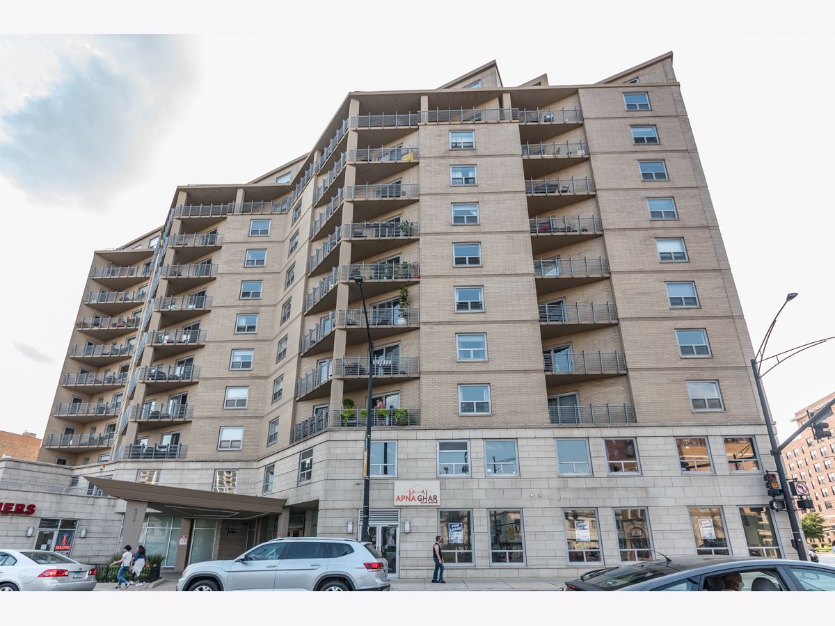 Condominiums Rented Buena Pointe Chicago Illinois, 4350 Broadway