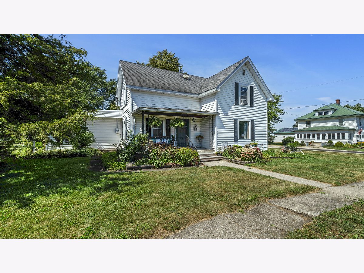  Sold Creston Illinois, 217 Prairie
