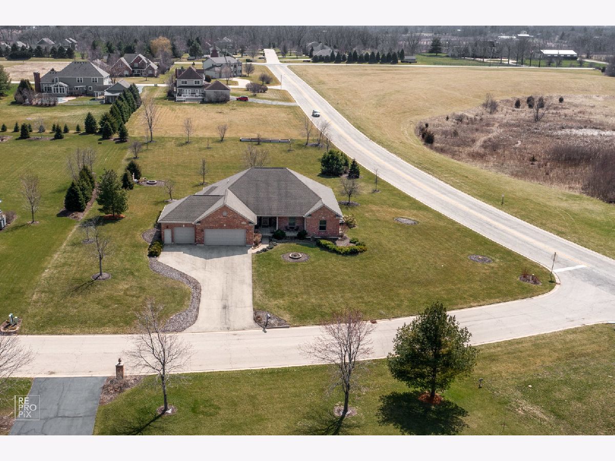 Homes Sold Schaefer Woods North Plano Illinois, 12574 Andrew