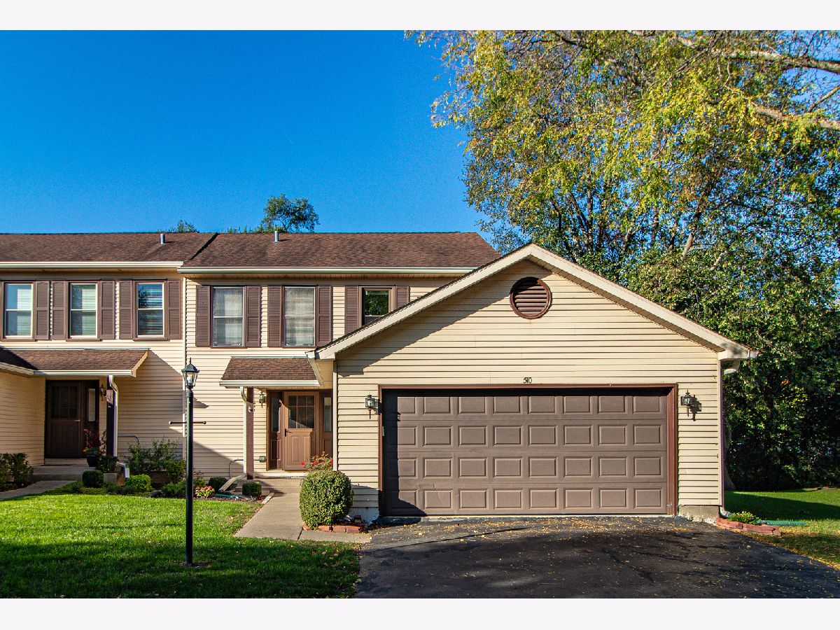 Townhomes Sold Creekside Villas Palatine Illinois, 510 Villa Circle