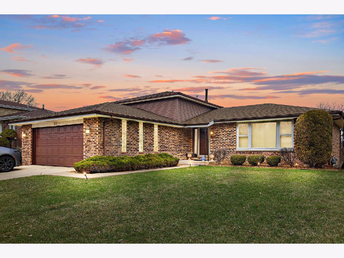 Homes & Townhomes & Condos Sold Creekside Matteson Illinois, 6230 Beaver Dam
