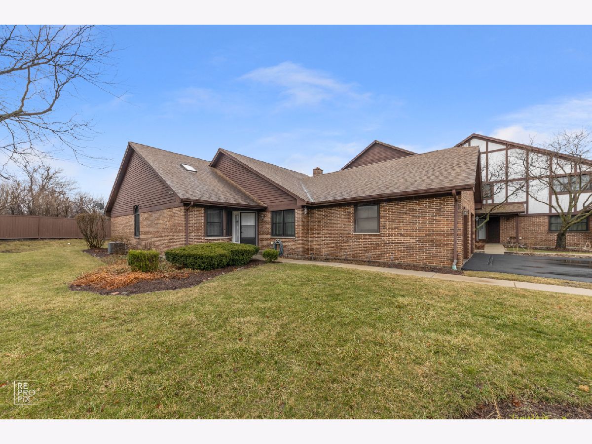 Townhomes Sold Terrace Lane Lake Zurich Illinois, 37 Terrace