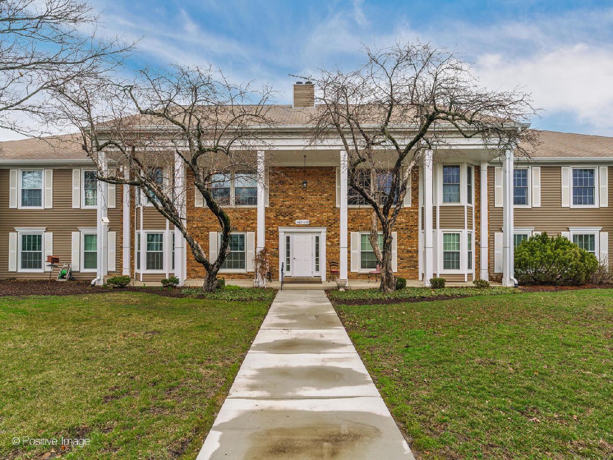 Condos & Townhomes Sold The Mansions Naperville Illinois, 1107 Spring Garden
