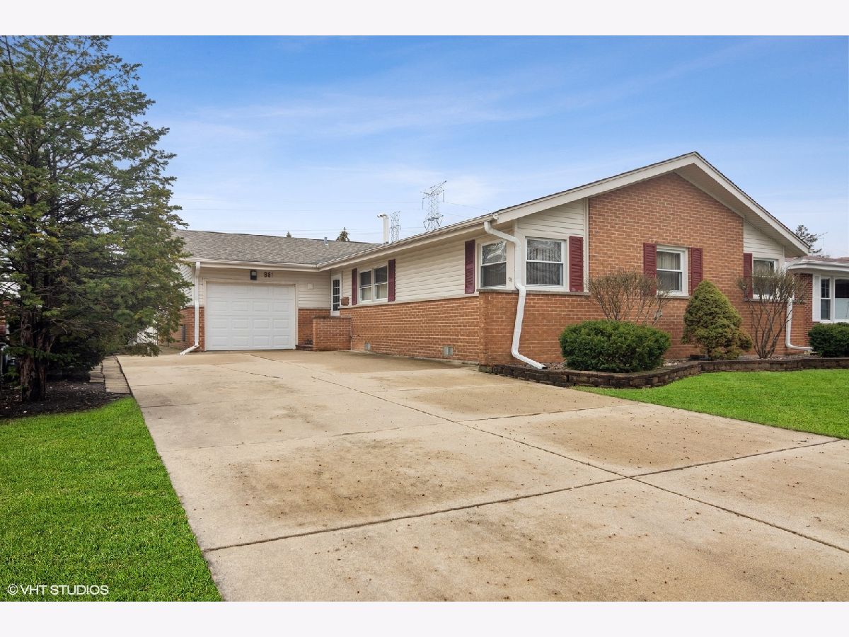 Homes Sold Craig Manor Des Plaines Illinois, 881 Madelyn