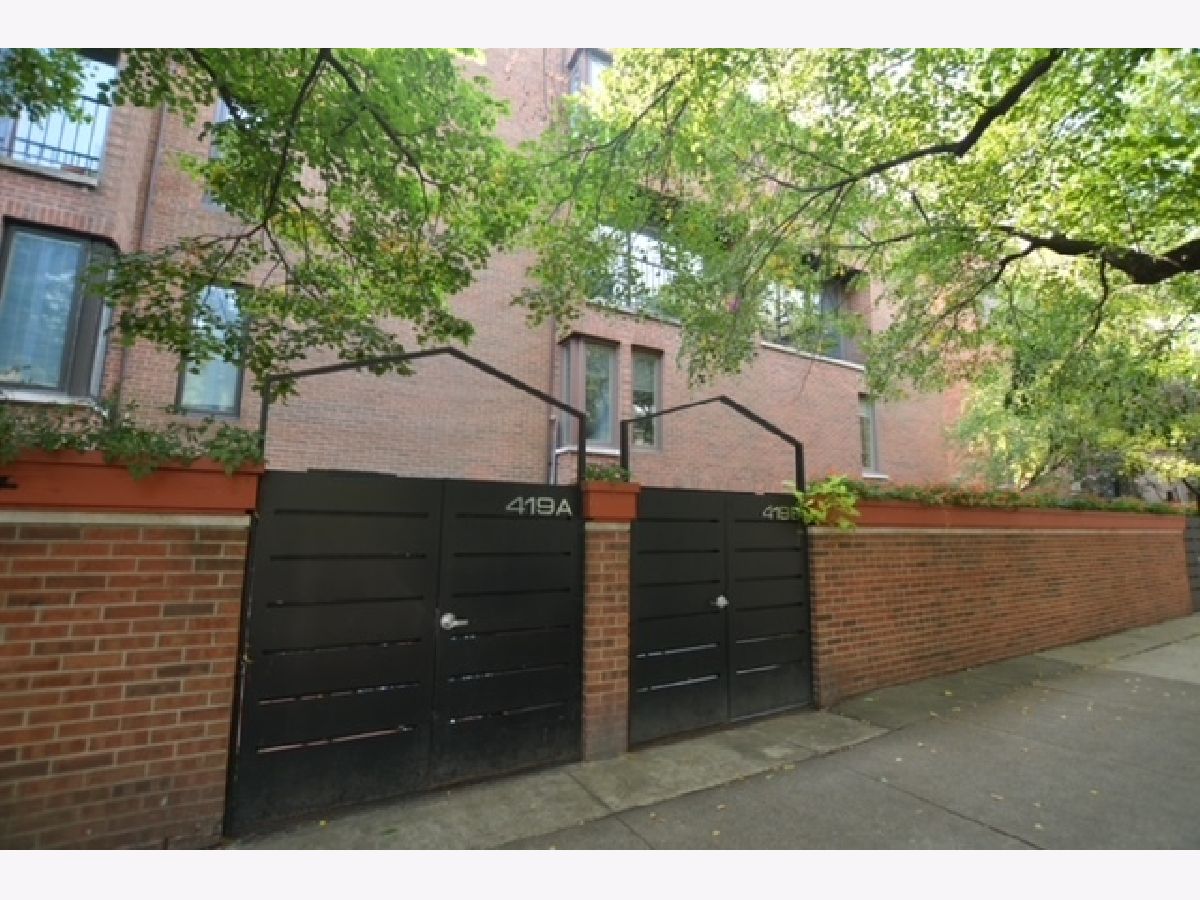 Townhomes & Condos Sold The Portals Chicago Illinois, 419 Grant