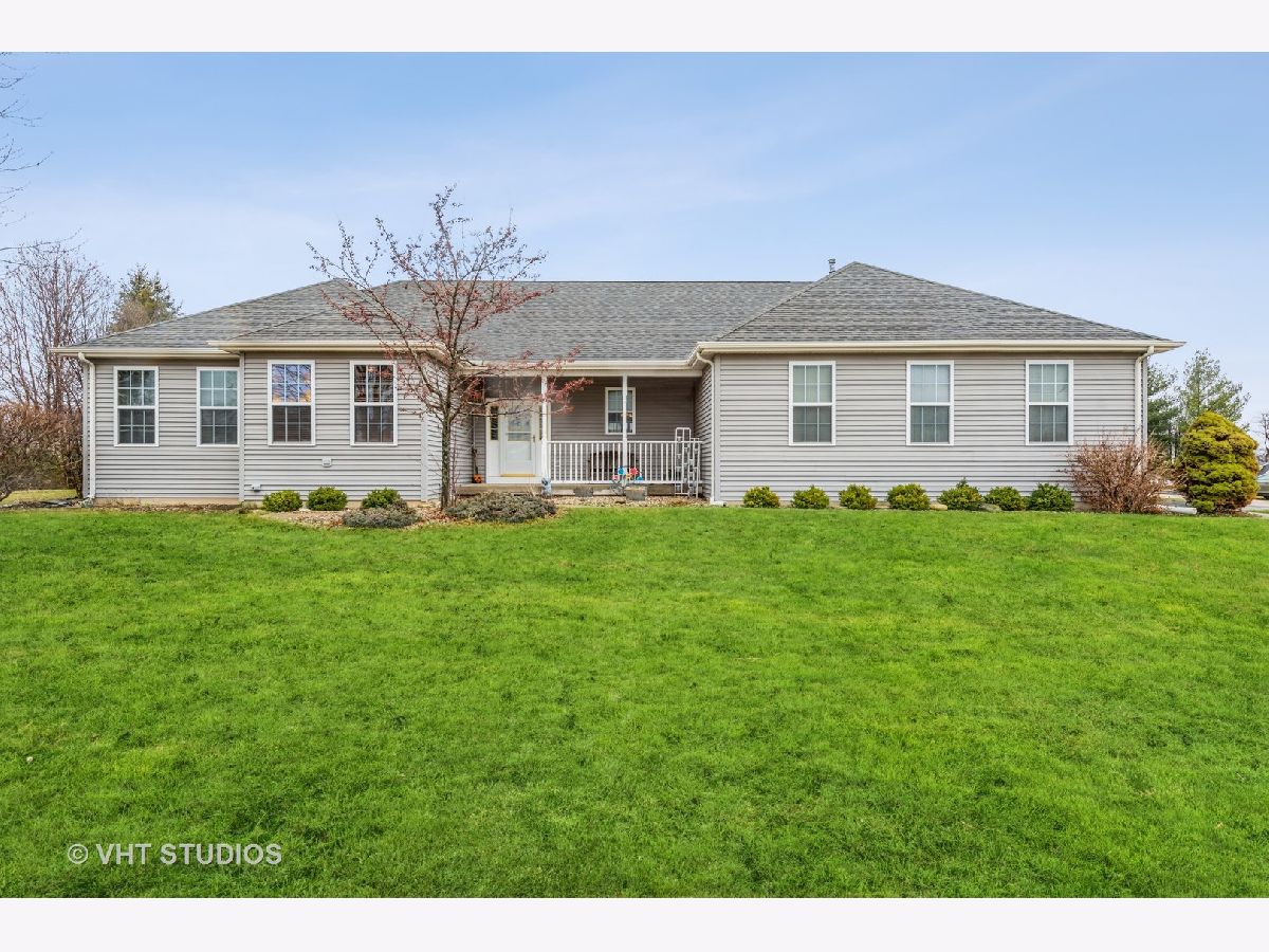 Homes Sold Deerpath Wonder Lake Illinois, 9140 Red Barn