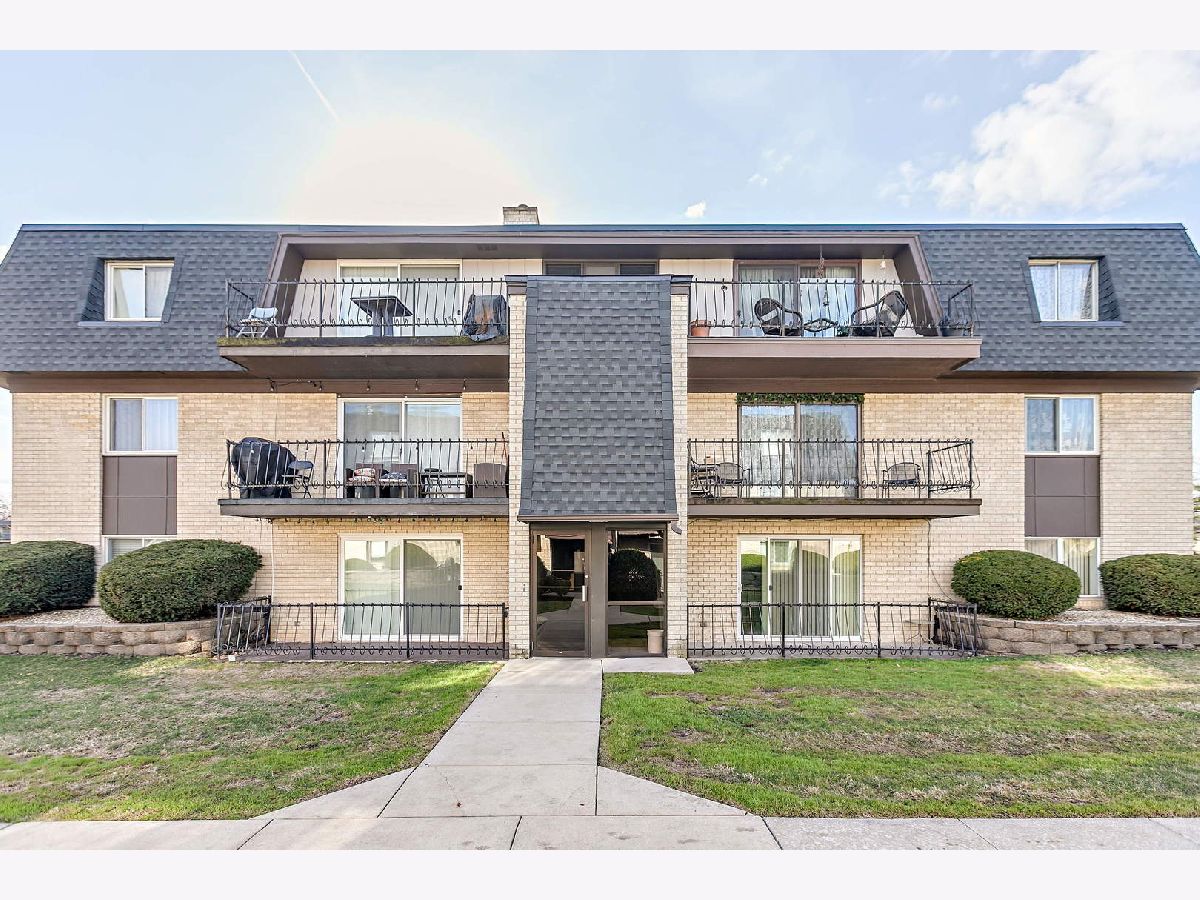 Riviera Regal Palos Hills IL, Condominiums For Sale & For Rent Sadie Winter Dana Cohen