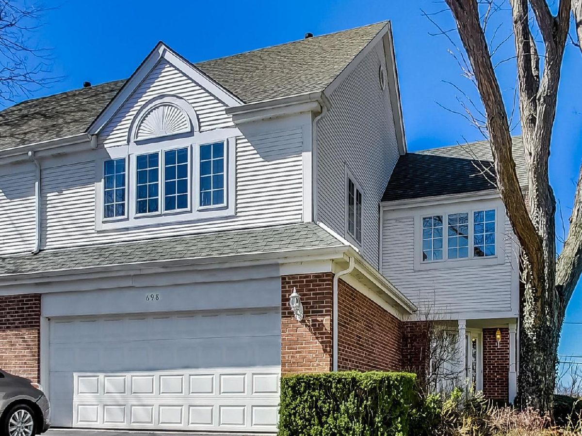 Townhomes & Homes Sold Waterford Commons Lindenhurst Illinois, 698 Monroe