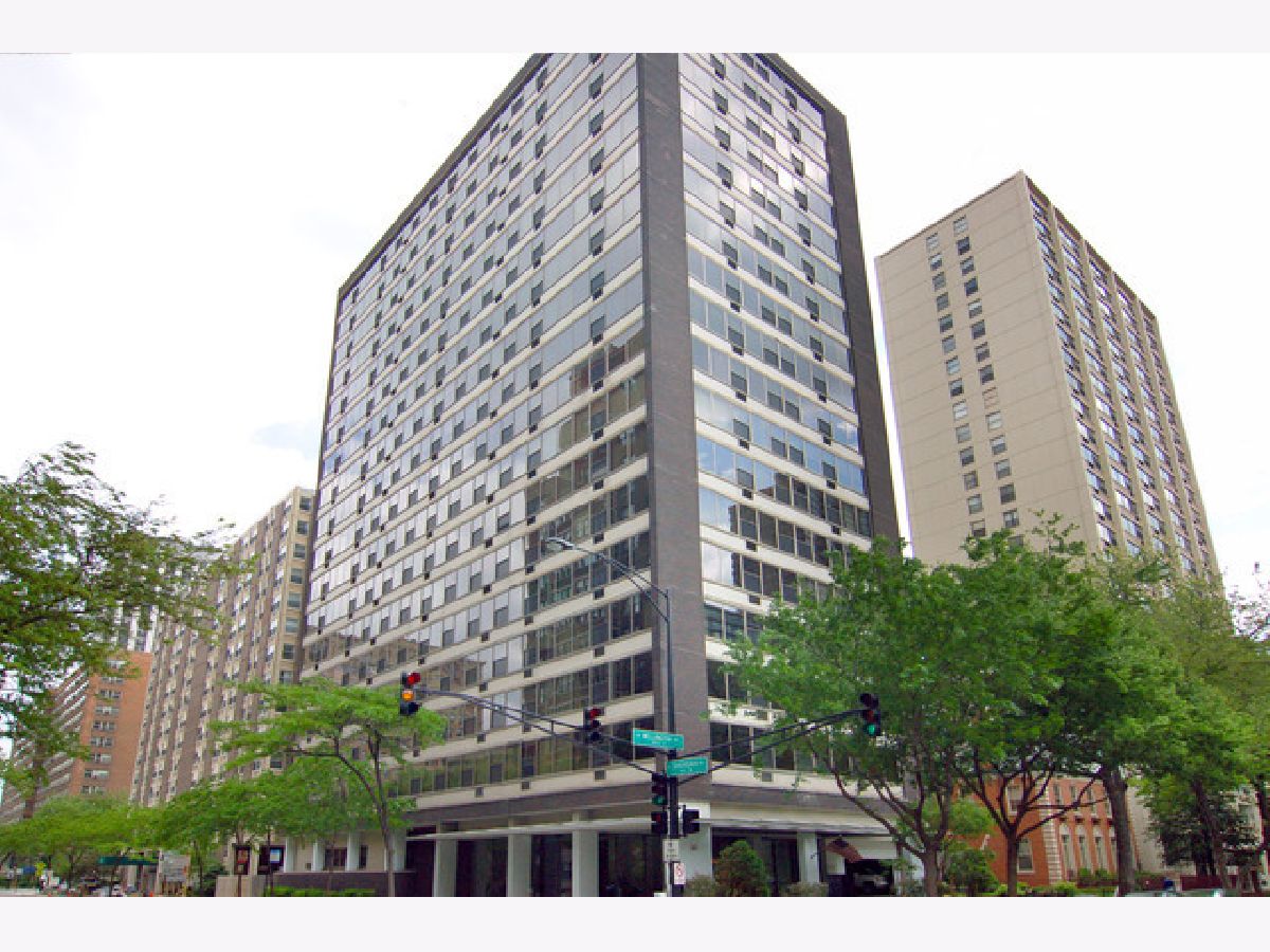 Condominiums Rented The Wellington Chicago Illinois, 360 Wellington