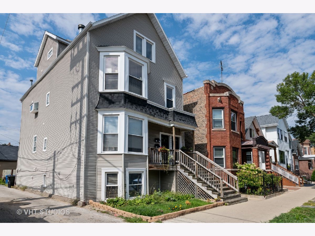 Townhomes & Condos & Homes Rented Roscoe Village/lakeview Chicago Illinois, 3414 Damen