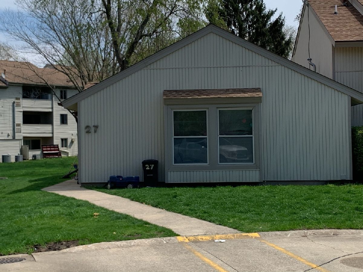 Condominiums & Homes Sold Colony West Champaign Illinois, 27 Colony West