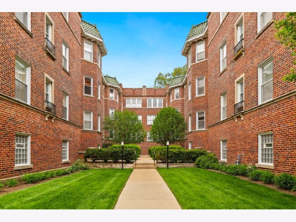 Condominiums Sold Elmwood Place Evanston Illinois, 1226 Elmwood