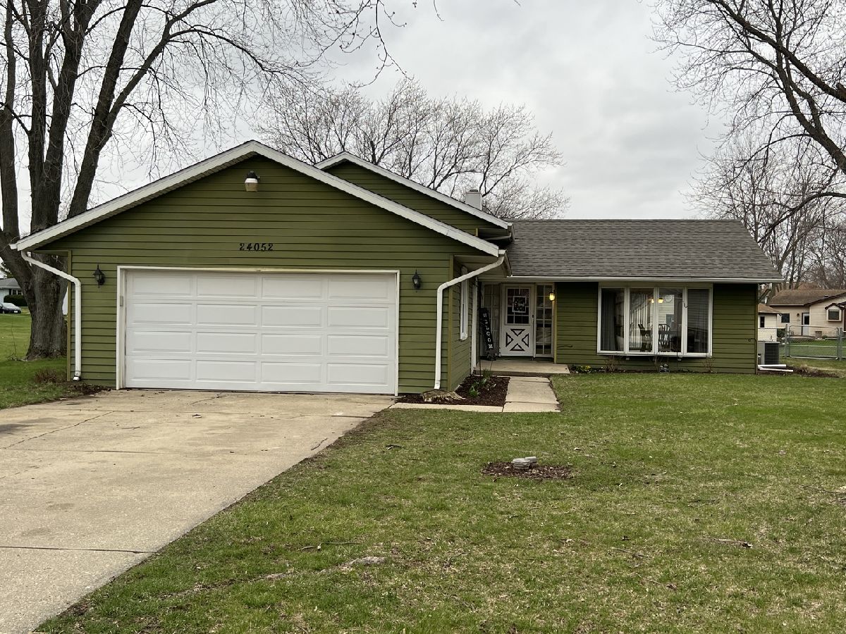 Homes Sold Rolling Acres Channahon Illinois, 24052 Edwin