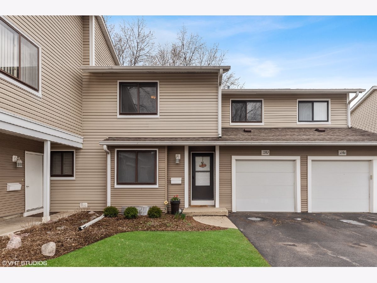 Townhomes & Condos Sold Cunningham Courts Palatine Illinois, 1282 Williams