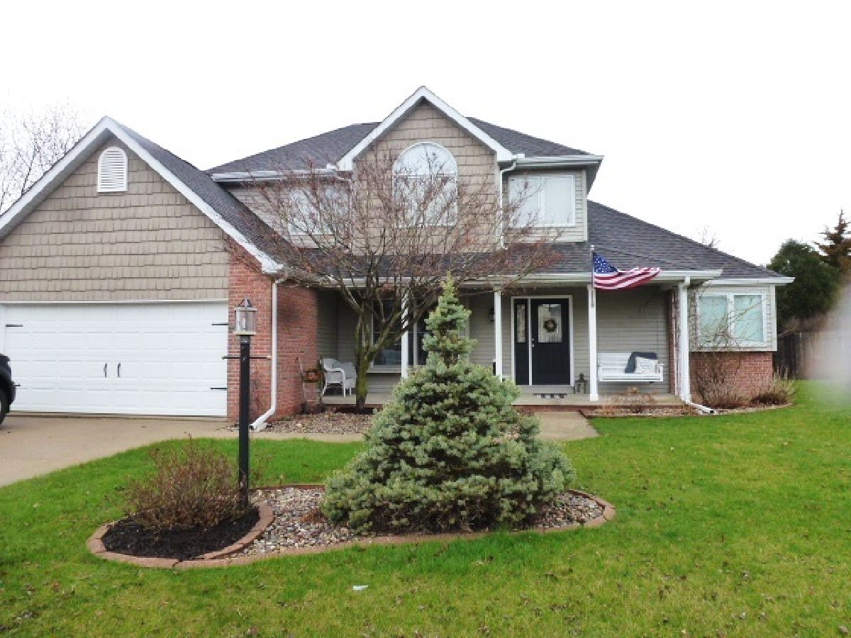 Homes & Condos & Townhomes Sold Lakeview Mahomet Illinois, 501 Ash