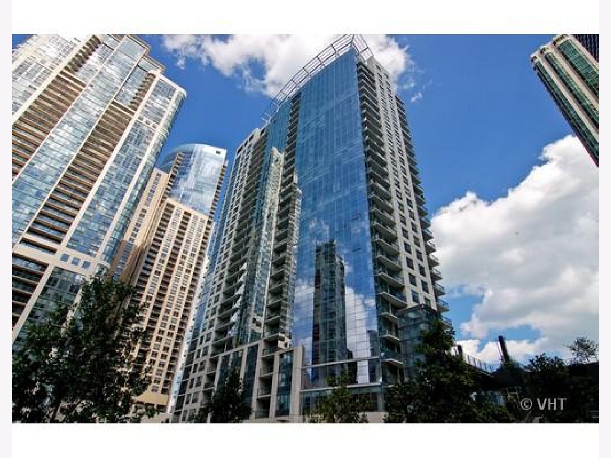 Condos & Townhomes Sold Lancaster Chicago Illinois, 201 Westshore