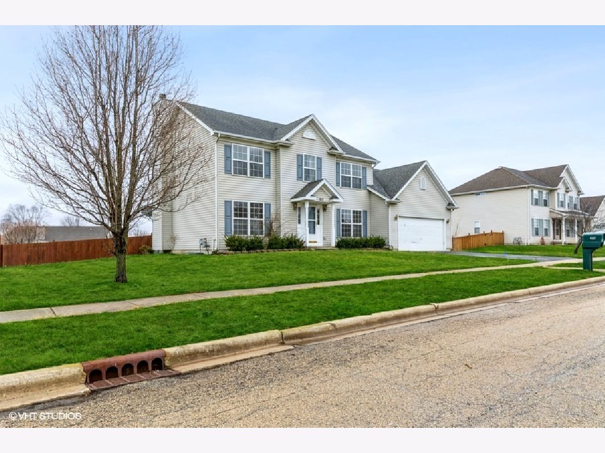 Homes & Townhomes Sold The Knolls Dekalb Illinois, 607 Larson