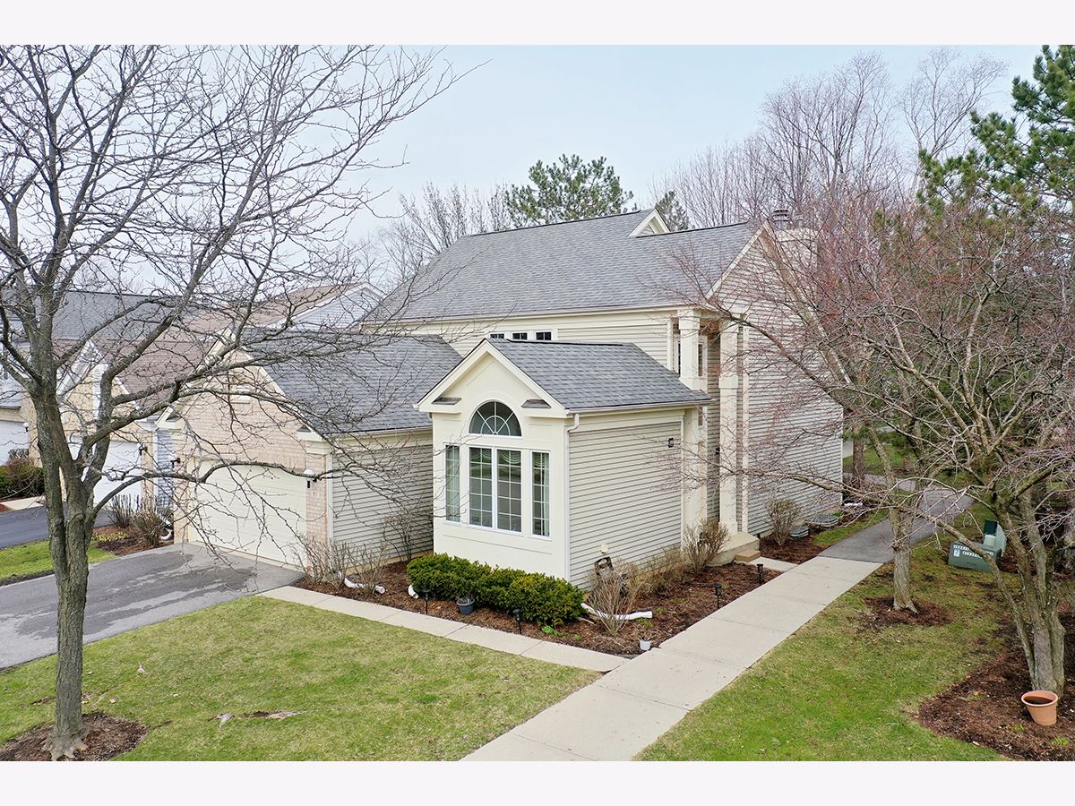 Condominiums & Homes Sold Manchester Green Buffalo Grove Illinois, 97 Manchester