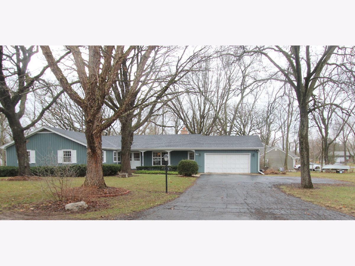 Homes Sold Country Woods Crystal Lake Illinois, 7409 Chesterfield