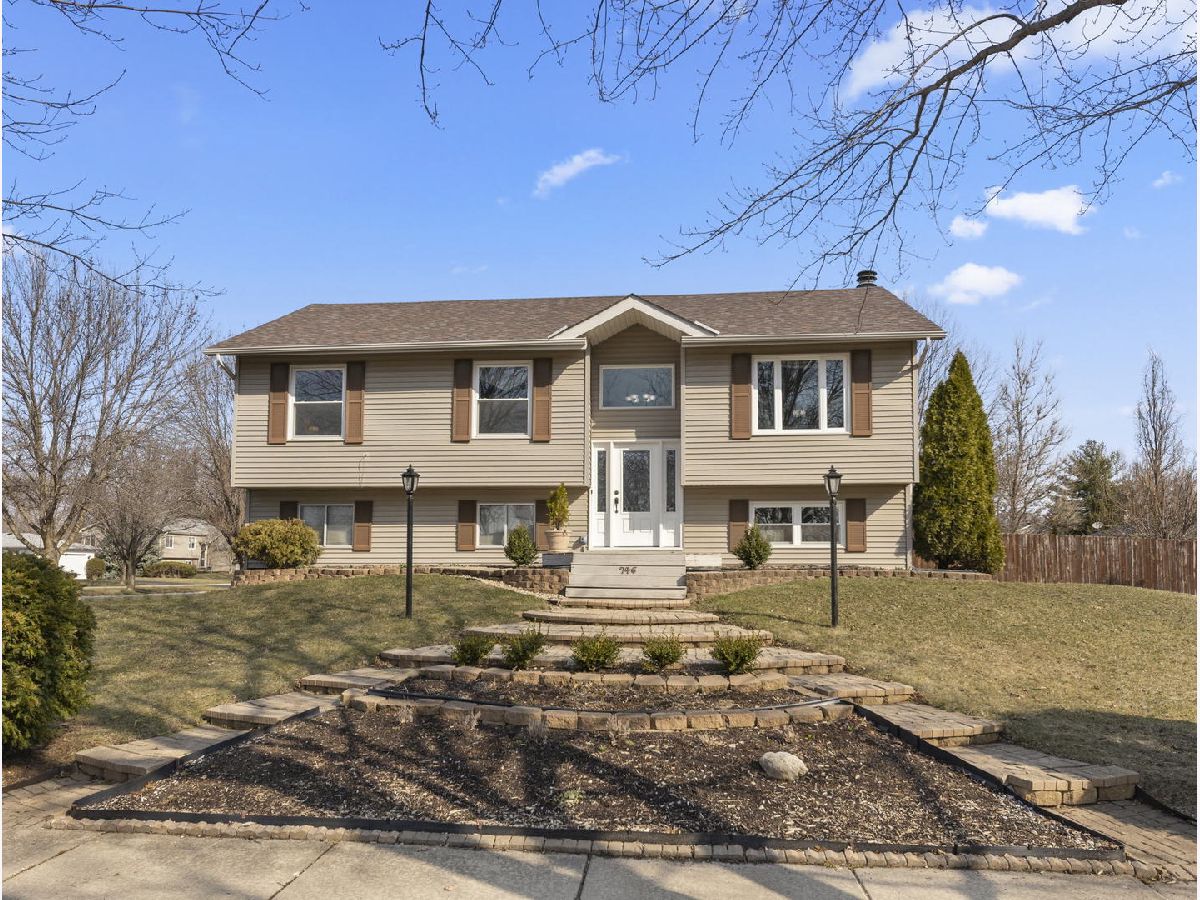 Homes Sold Trails Of Country Lakes Naperville Illinois, 30W746 Whispering Winds