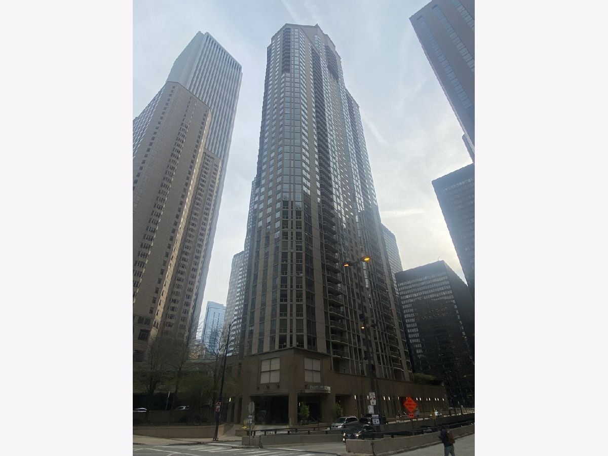 Condominiums Rented Park Millennium Condos Chicago Illinois, 222 Columbus