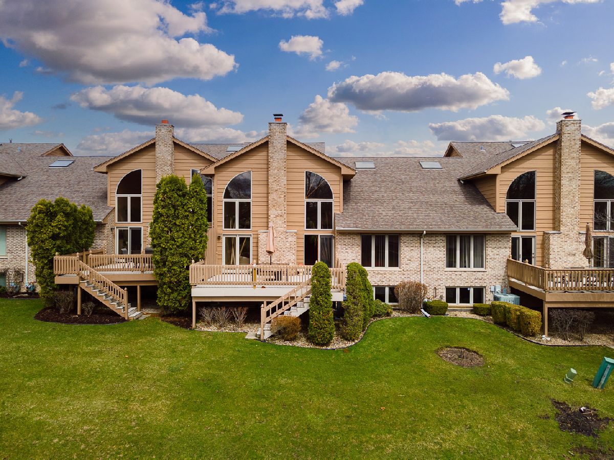 Condos & Townhomes Sold Las Fuentes Palos Hills Illinois, 9105 Del Prado