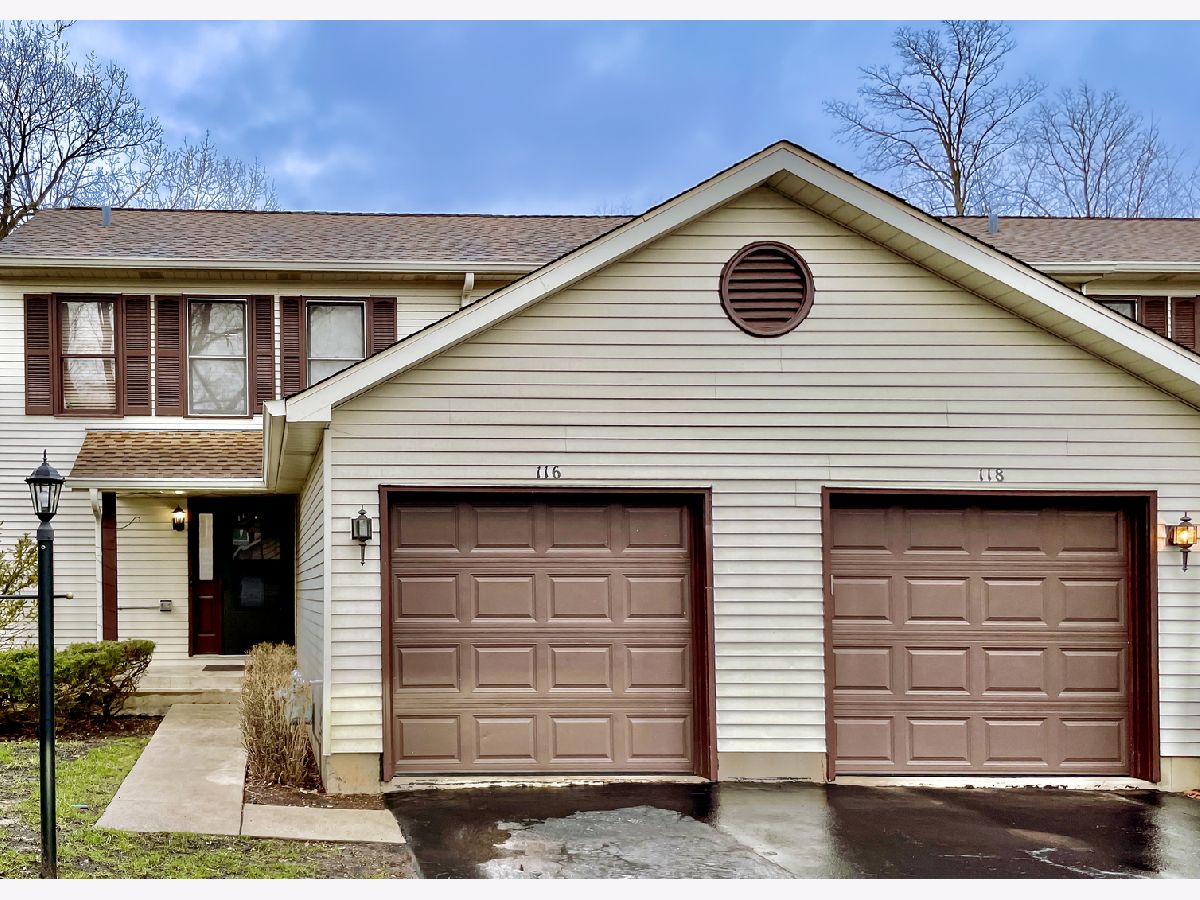 Townhomes Sold Creekside Villas Palatine Illinois, 116 Villa Circle