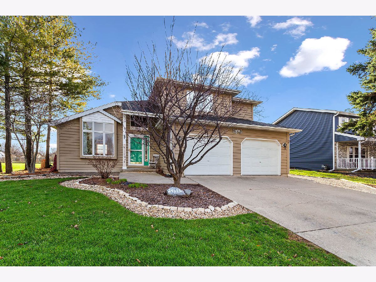 Homes Sold Fairhaven Heights Channahon Illinois, 24645 Edwin