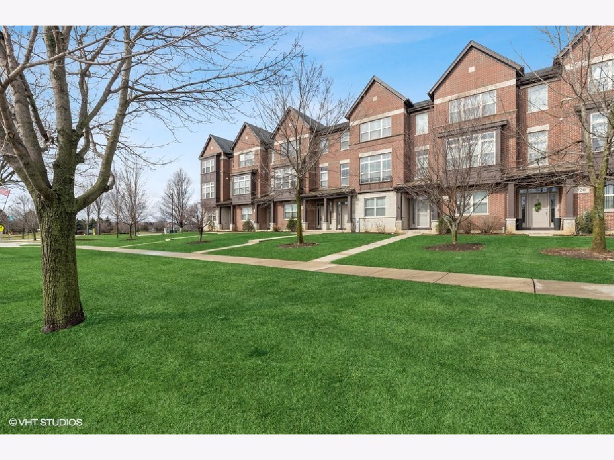 Townhomes Sold Aspen Pointe Vernon Hills Illinois, 712 Aspen