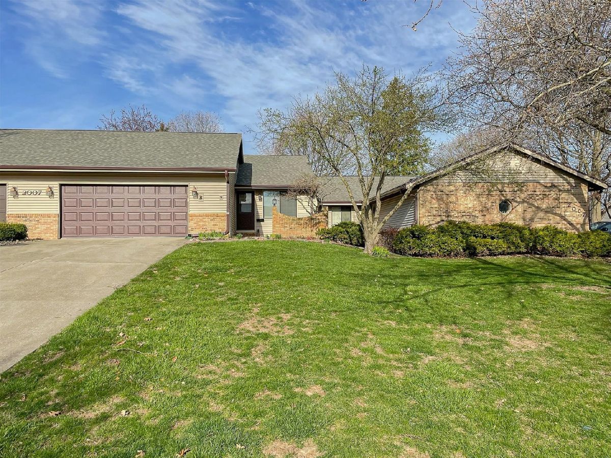 Condominiums & Homes Sold Eagle Ridge Urbana Illinois, 2007 Eagle Ridge