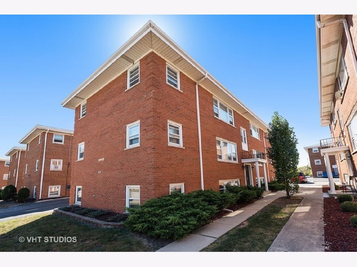  Rented Rosemont Illinois, 9456 Maple