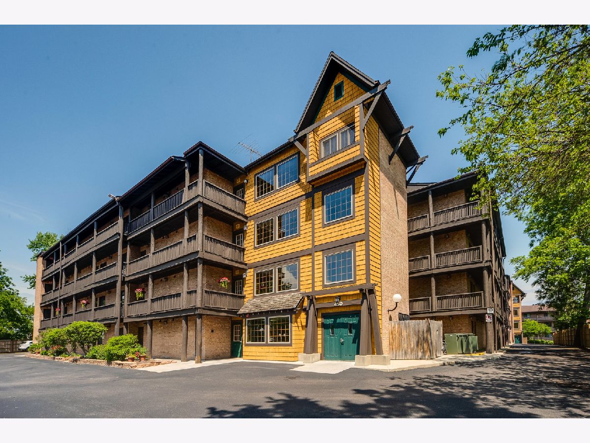 Harbour Club Wauconda IL, Condominiums For Sale & For Rent Sadie