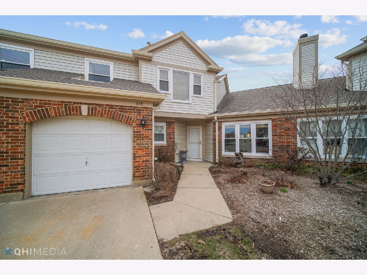 Woodlands Of Fiore Buffalo Grove IL, Townhomes & Condos & Homes For