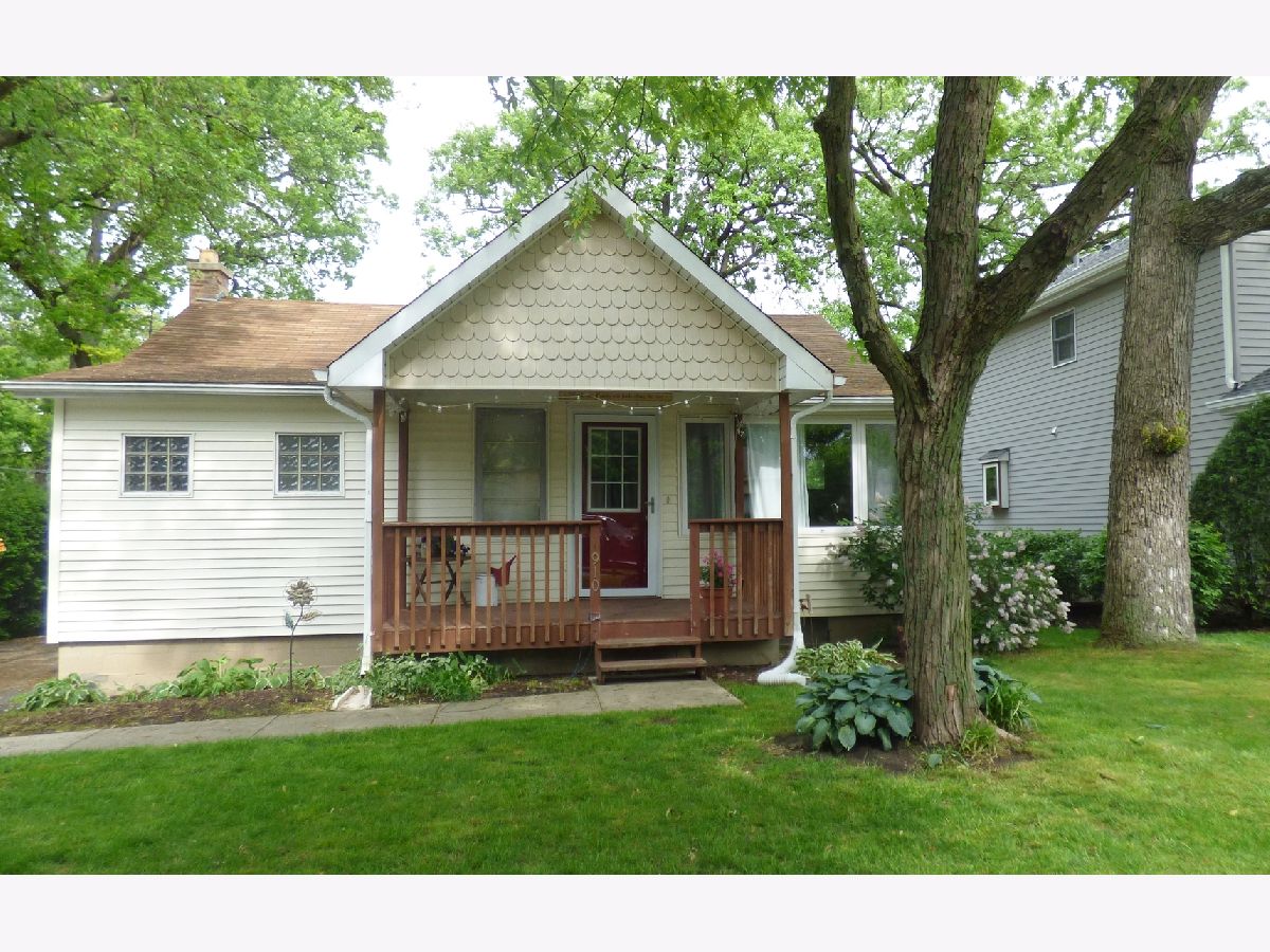 Homes Rented Lake View Villa Wauconda Illinois, 910 Adams