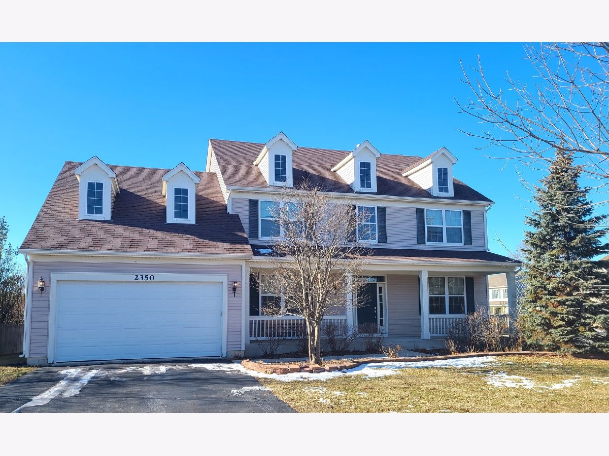 Homes & Townhomes Rented Liberty Lakes Wauconda Illinois, 2350 Fishhook