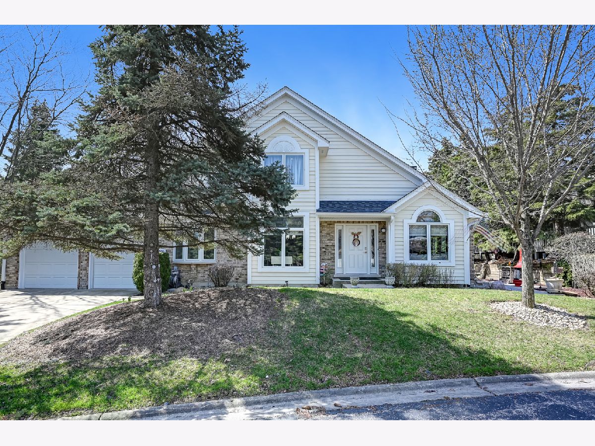 Townhomes & Homes Sold Dawnwood Homer Glen Illinois, 14305 Dawnwood