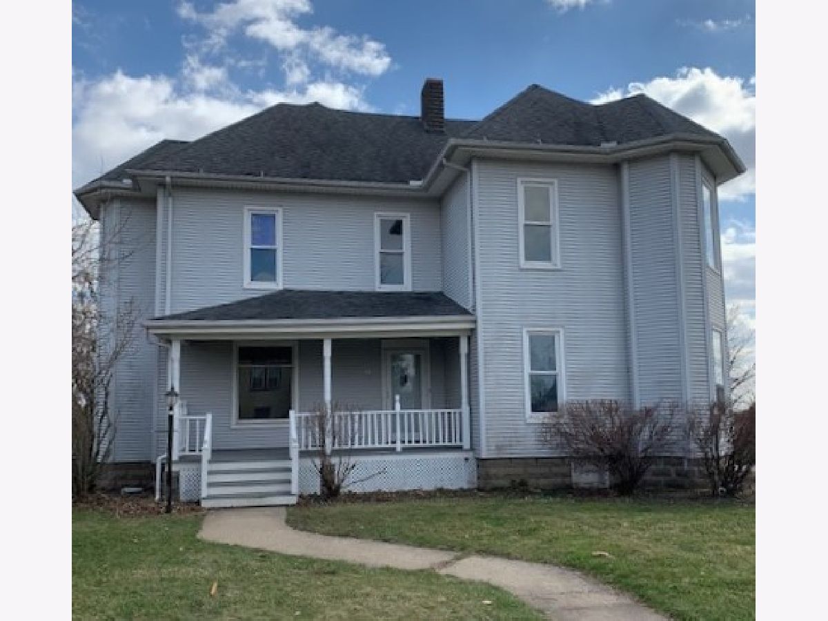  Rented Bradford Illinois, 327 1st