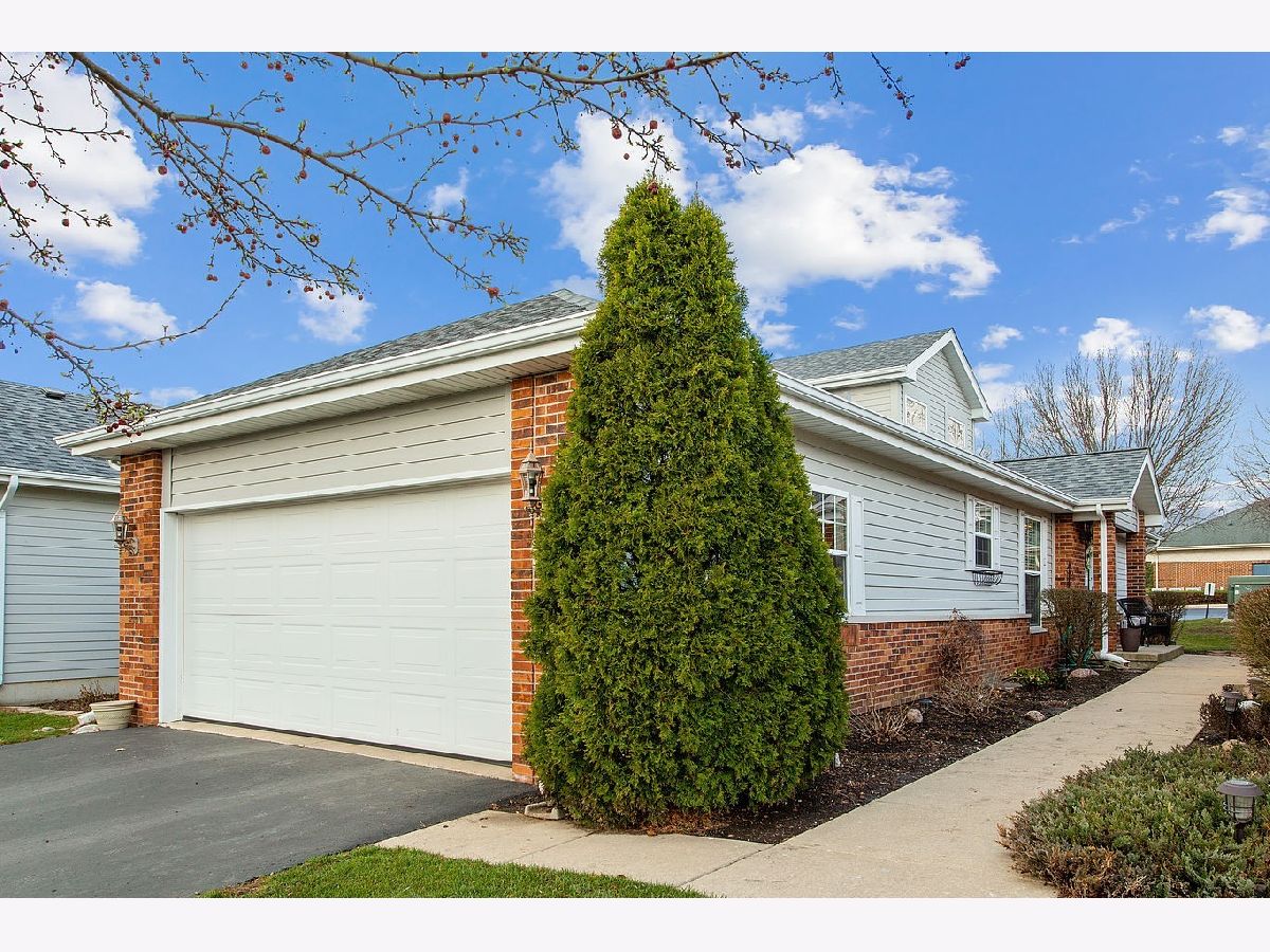 Homes & Townhomes Sold Prairie Crossing Beecher Illinois, 966 Keenan