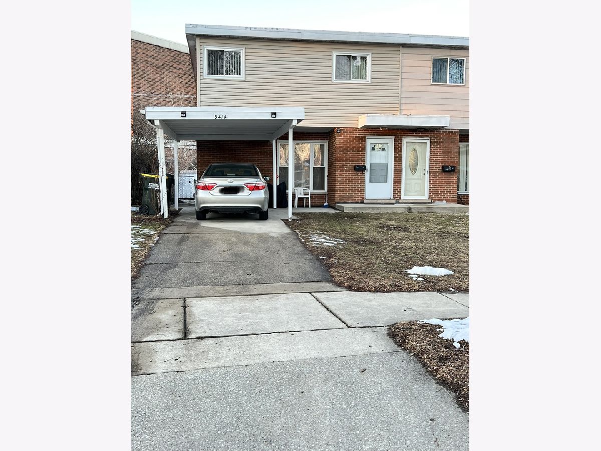 Townhomes & Condos & Homes Sold Golf Mill Des Plaines Illinois, 9414 Noel