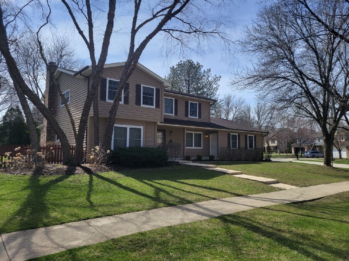Homes Rented Pembroke Commons Naperville Illinois, 984 Kenilworth