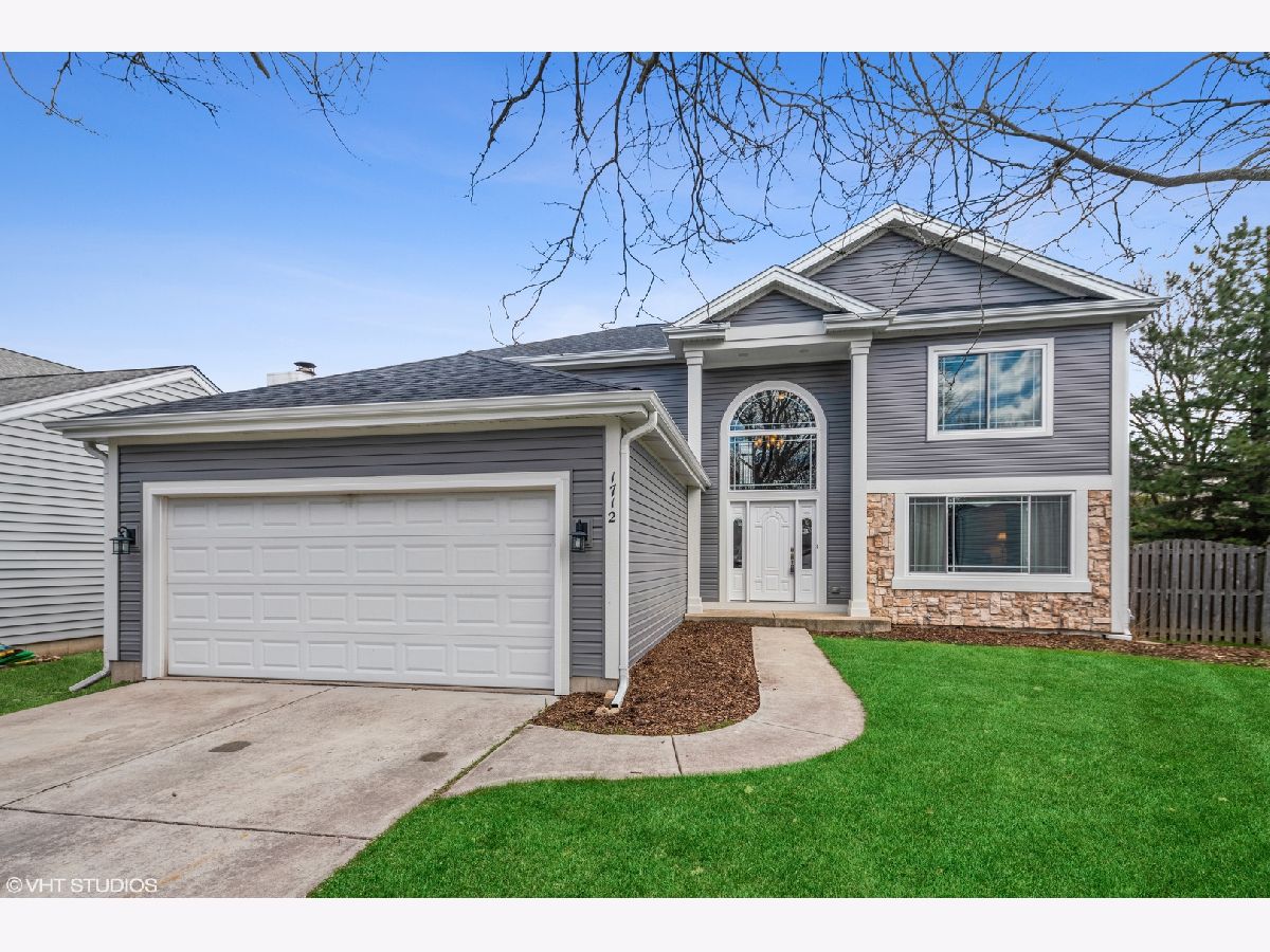 Townhomes & Homes Sold Orleans Naperville Illinois, 1712 Chalmette