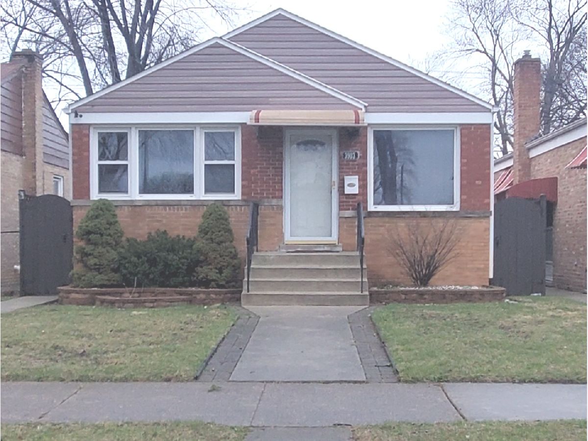 Homes & Condos & Townhomes Sold Bellwood Park Place Bellwood Illinois, 3903 Saint Charles