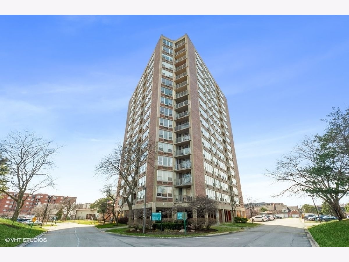 Triumvera Glenview IL, Condos & Townhomes For Sale & For Rent Sadie