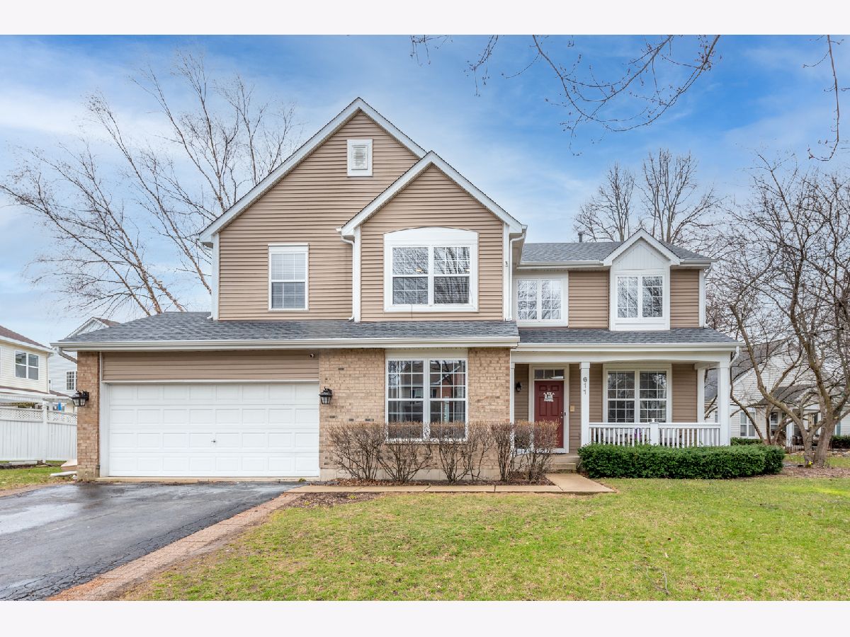 Homes & Townhomes Sold Woodbridge North Elgin Illinois, 611 Waterfall