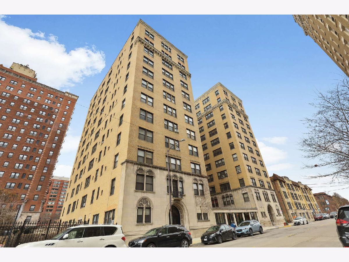 Condos & Townhomes Sold Parkshore Cooperative Chicago Illinois, 1755 55th