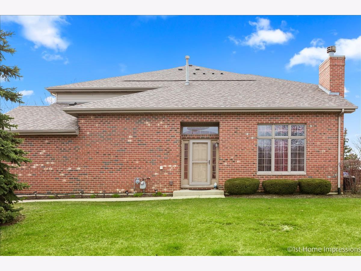 Townhomes Sold Caledonia Tinley Park Illinois, 9450 Perth