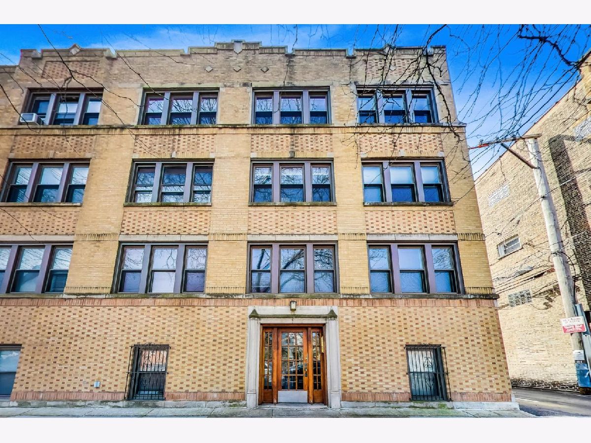 Condominiums Sold Wolcott Square Chicago Illinois, 1909 Winona