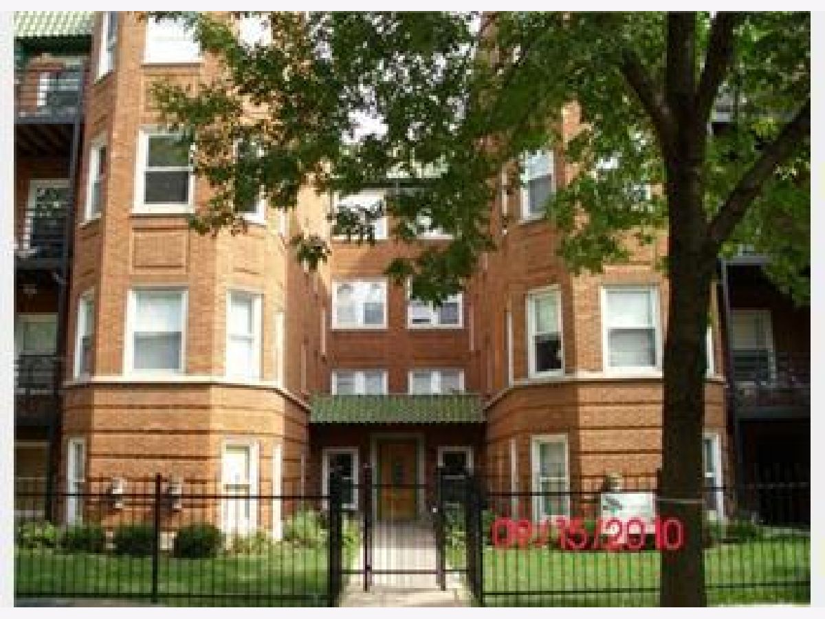 Condominiums Rented Terraces On Central Park Chicago Illinois, 4521 Central Park