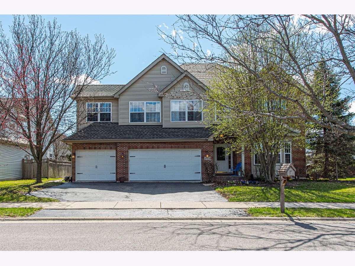 Homes Sold Bronk Estates Plainfield Illinois, 24301 Golden Sunset
